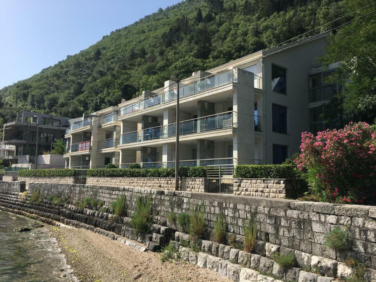 Apartment Stoliv Mare Kotor Exterior photo